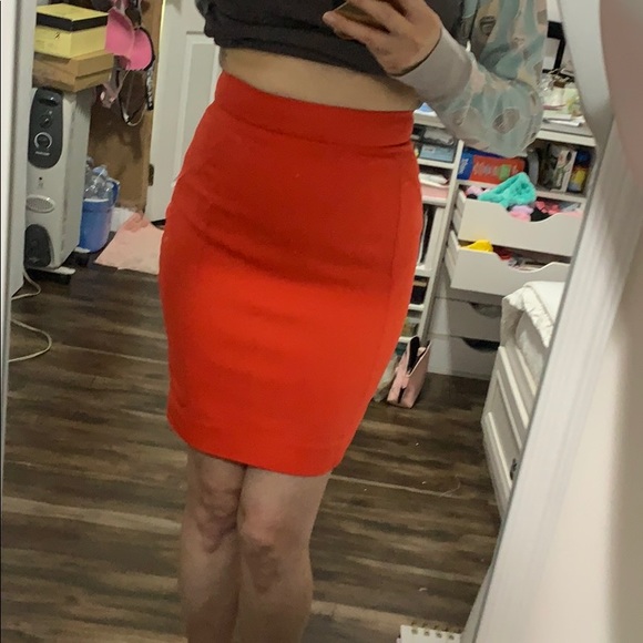 NICE H&M FITTED WORK BUSINESS SKIRT! - Picture 3 of 6